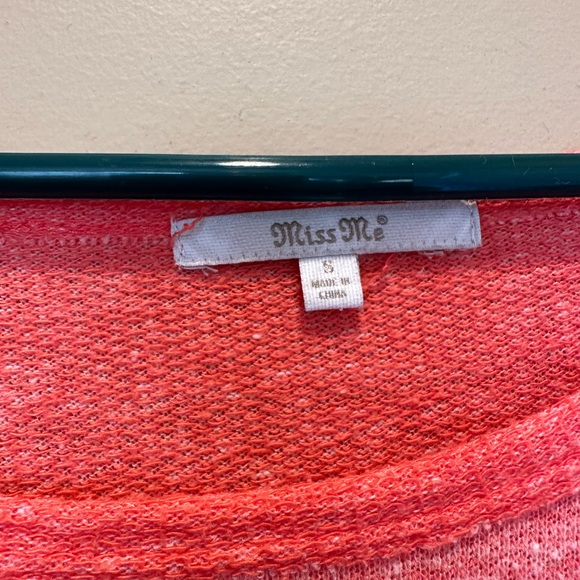 Miss Me Size Small Women’s crew neck sweatshirt - Picture 2 of 5